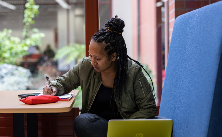 Lincoln 2021 DM722   medium res